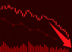 Bitcoin Price Update: BTC Drops Below $104K, $1.3B Liquidated, Sell Signals Flash Red