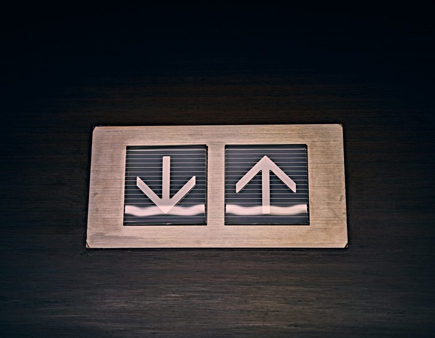 Solana (SOL) Risks Major Correction To This Level Amid 8% Drop