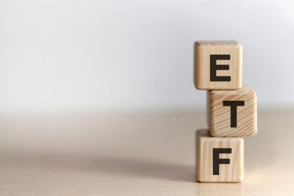 Bitwise Files for 11 Altcoin ETFs Targeting AAVE, UNI, SUI, More