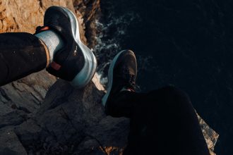Bitcoin Faces Prolonged Downtrend Through 2027, Analyst Warns