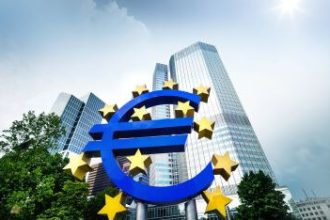 Euro dips below 1.1400 as dollar firms, Polymarket puts 2026 no-cuts at 78%