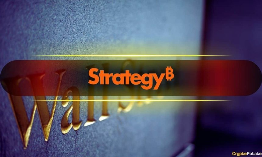 Strategy Claims 32 Years of Dividend Payments as STRC Sinks Below $90